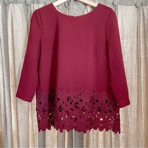 Lucy & Laurel Burgundy Floral Lace Trim Crop Sleeve Blouse Size Medium
